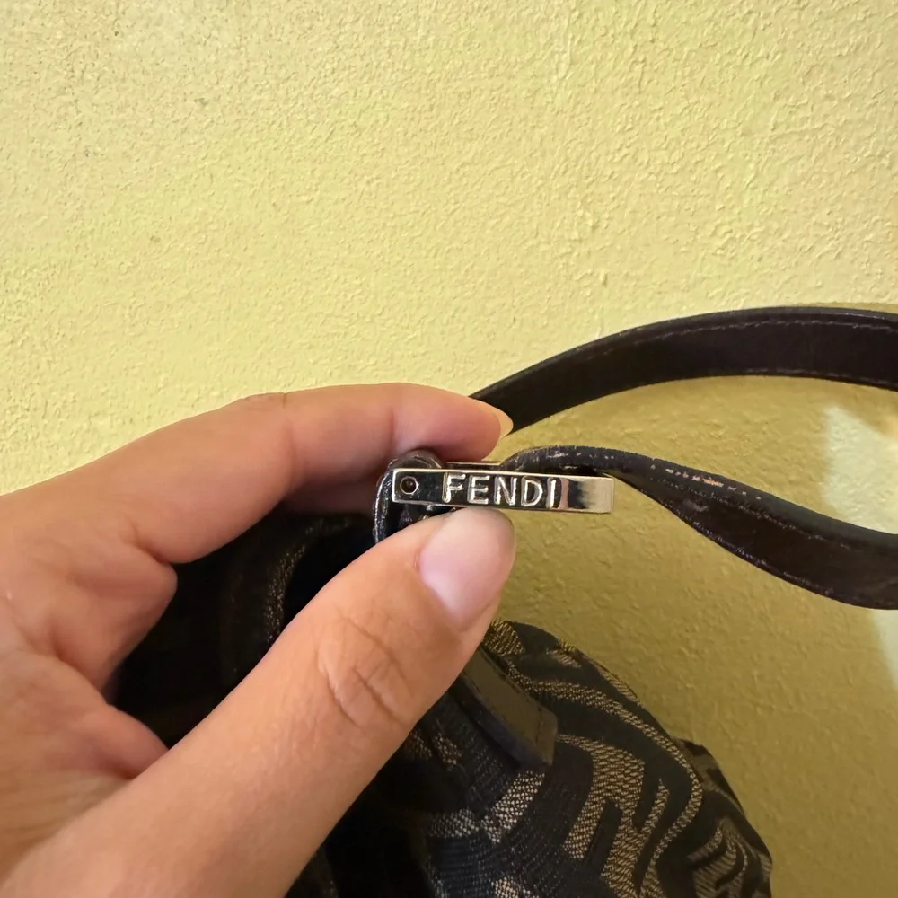 Fendi Mama Baguette - Picture 5 of 14